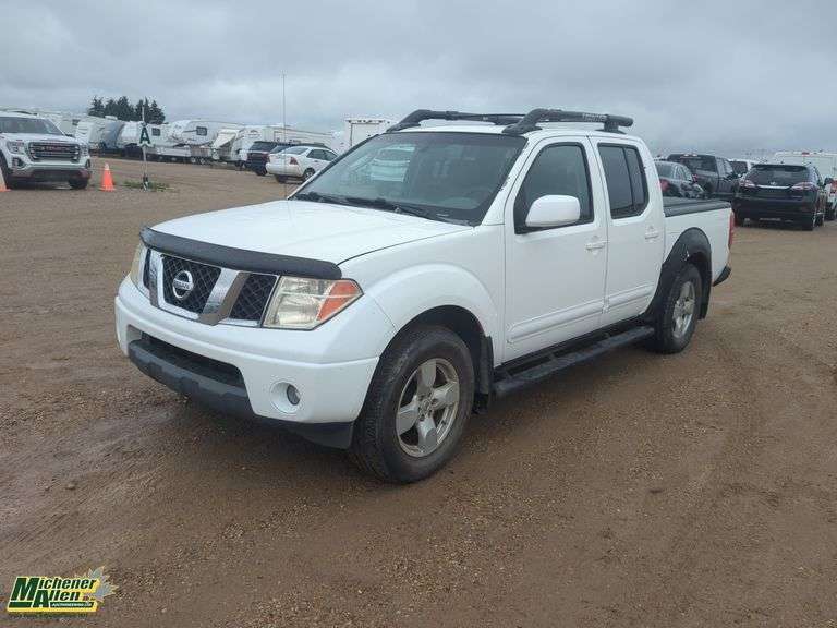 2006  Nissan  Frontier  LE 4dr Crew Cab 4WD SB