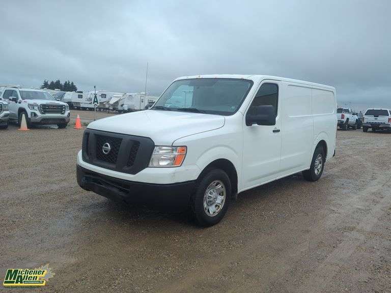 2016  Nissan  NV  2500 HD SL 3dr Cargo Van (V6) w.Cabinets  Cargo Van