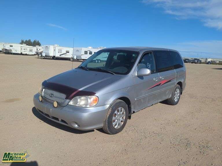 2005  Kia  Sedona  4dr LX Mini-Van