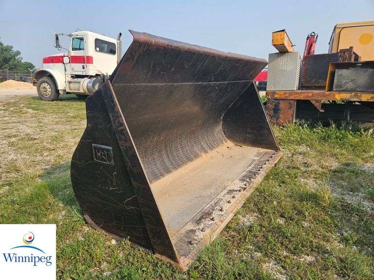 Cat 8ft  4T-6514 Bucket