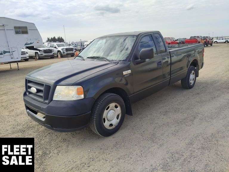 2006  Ford  F-150  XL 2dr Regular Cab Styleside 6.5 ft. SB