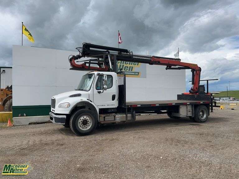 2015  Freightliner  M2 106 W/ Controller in office  S/A  Crane Truck