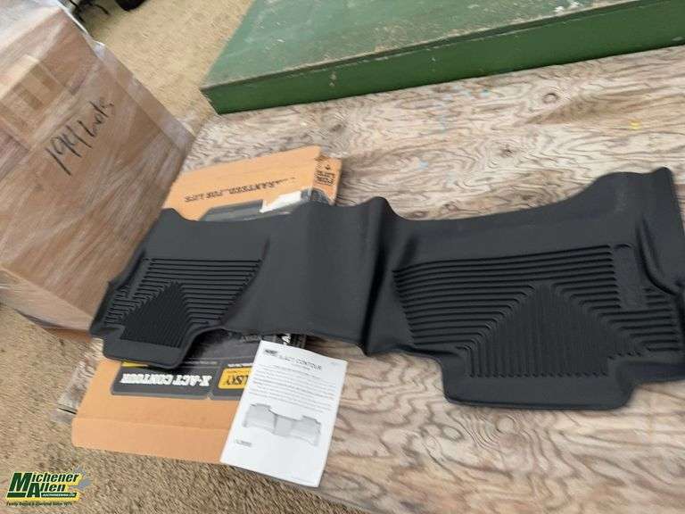 Rear Black Floor Mat for 2014-2018 Chevrolet/GMC 1500 & 2015 Chevrolet Silverado 2500/3500HD