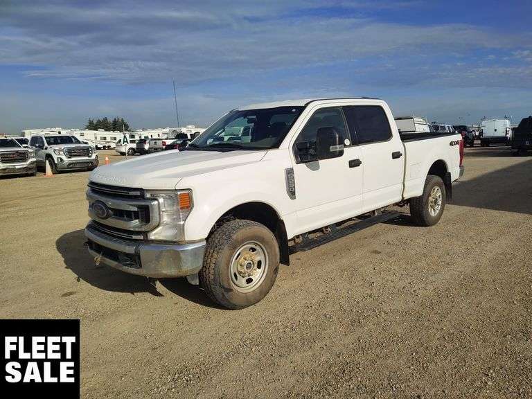 2020  Ford  F-250 Super Duty  4x4 XLT 4dr Crew Cab 6.8 ft. SB Pickup