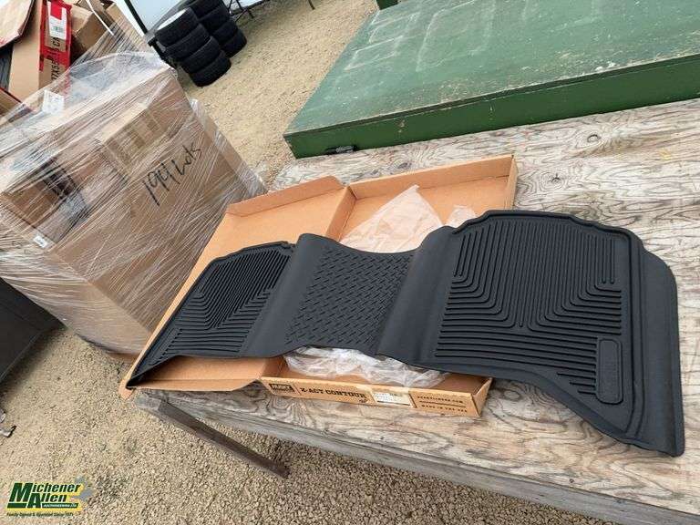 Rear Black Floor Mat for 2009/3018 Ram Crew Cab 1500/2500/3500