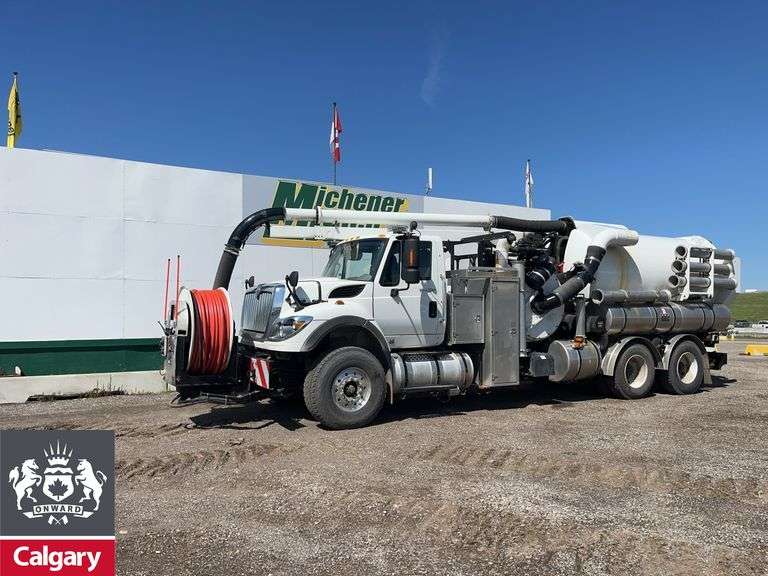 2014  International  WorkStar 7500  T/A  Sewer Vac Truck