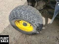 2015  John Deere  Gator 625i