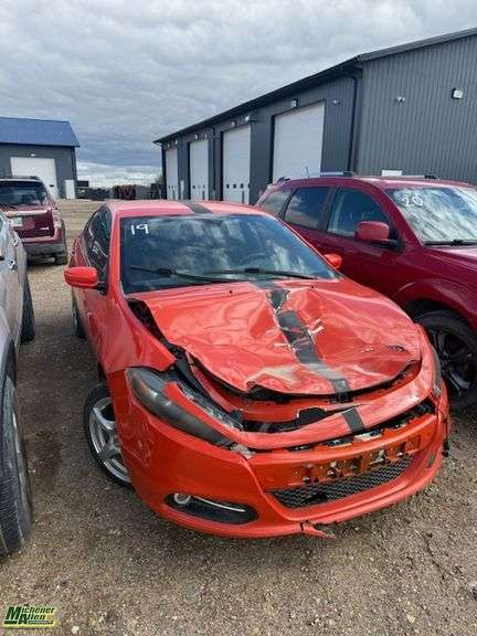 2015  Dodge  Dart  SXT 4dr Sedan