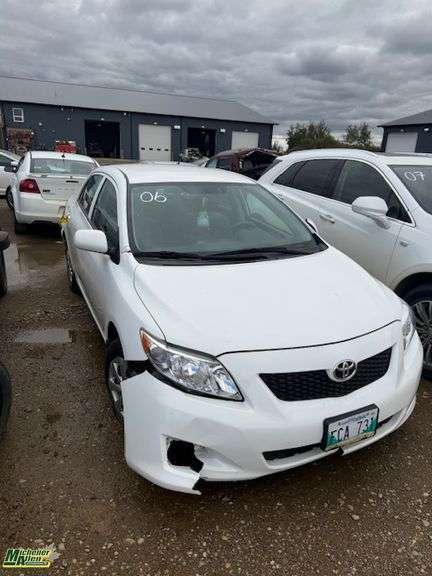 2009  Toyota  Corolla  Base 4dr Sedan 5M