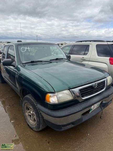 1999  Mazda  B-Series  2dr B4000 SE Extended Cab SB