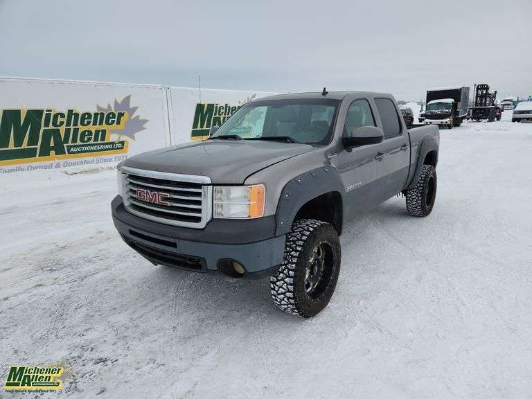 2009  GMC  Sierra 1500  4x4 All Terrain Crew Cab Z71 SB