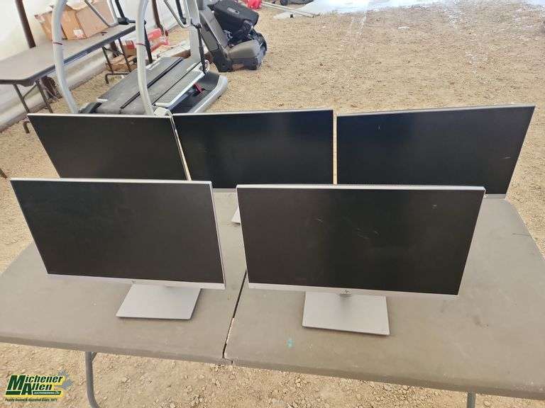 Lot of 5Hp Compaq E233 Monitors