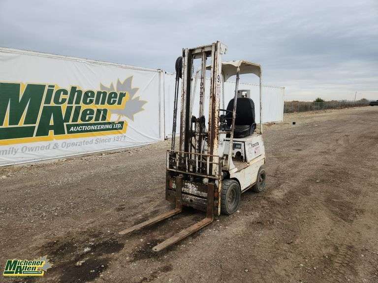 Toyota FG7 1100 LBS Forklift - Michener Allen Auctioneering Ltd