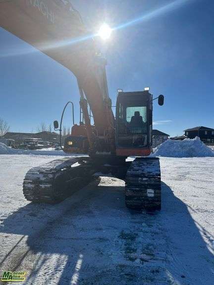 2002 Hitachi ZX270-LC Excavator - Michener Allen Auctioneering Ltd