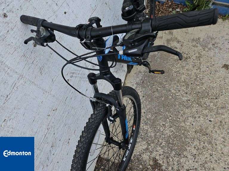 Trek 820 Bike - Qty 1 - Michener Allen Auctioneering Ltd