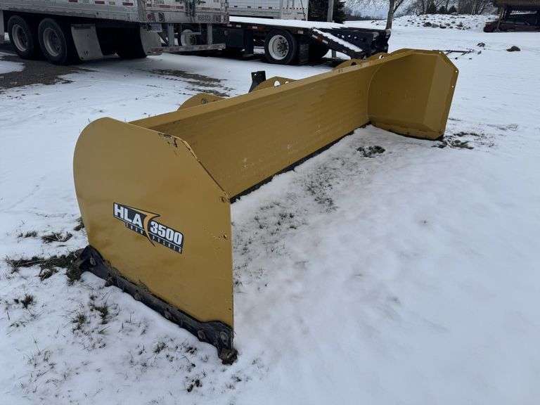 2020 HLA 3500 Snow Pusher