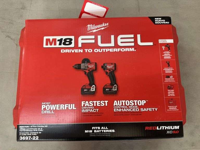 MILWAUKEE M18 HAMMER DRILL & IMPACT COMBO