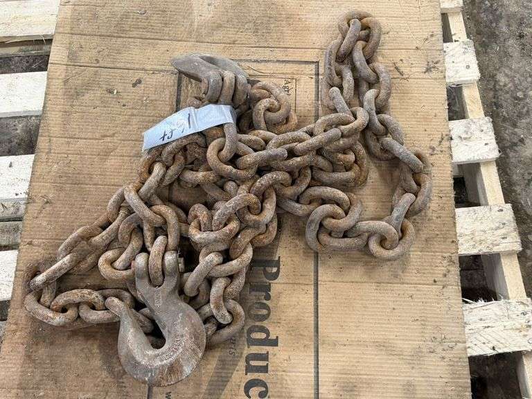 Log chain 3/4" thick x 16' long