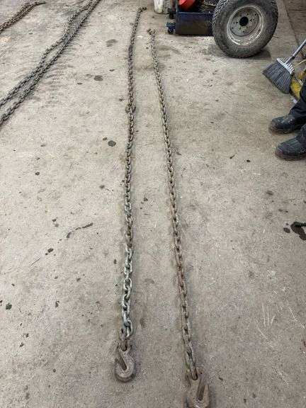 (1) 13' 1/2"log chain with hooks and (1) 11' 1/2" log chain with hooks