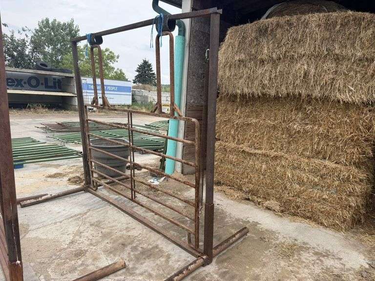 Pass-through gate