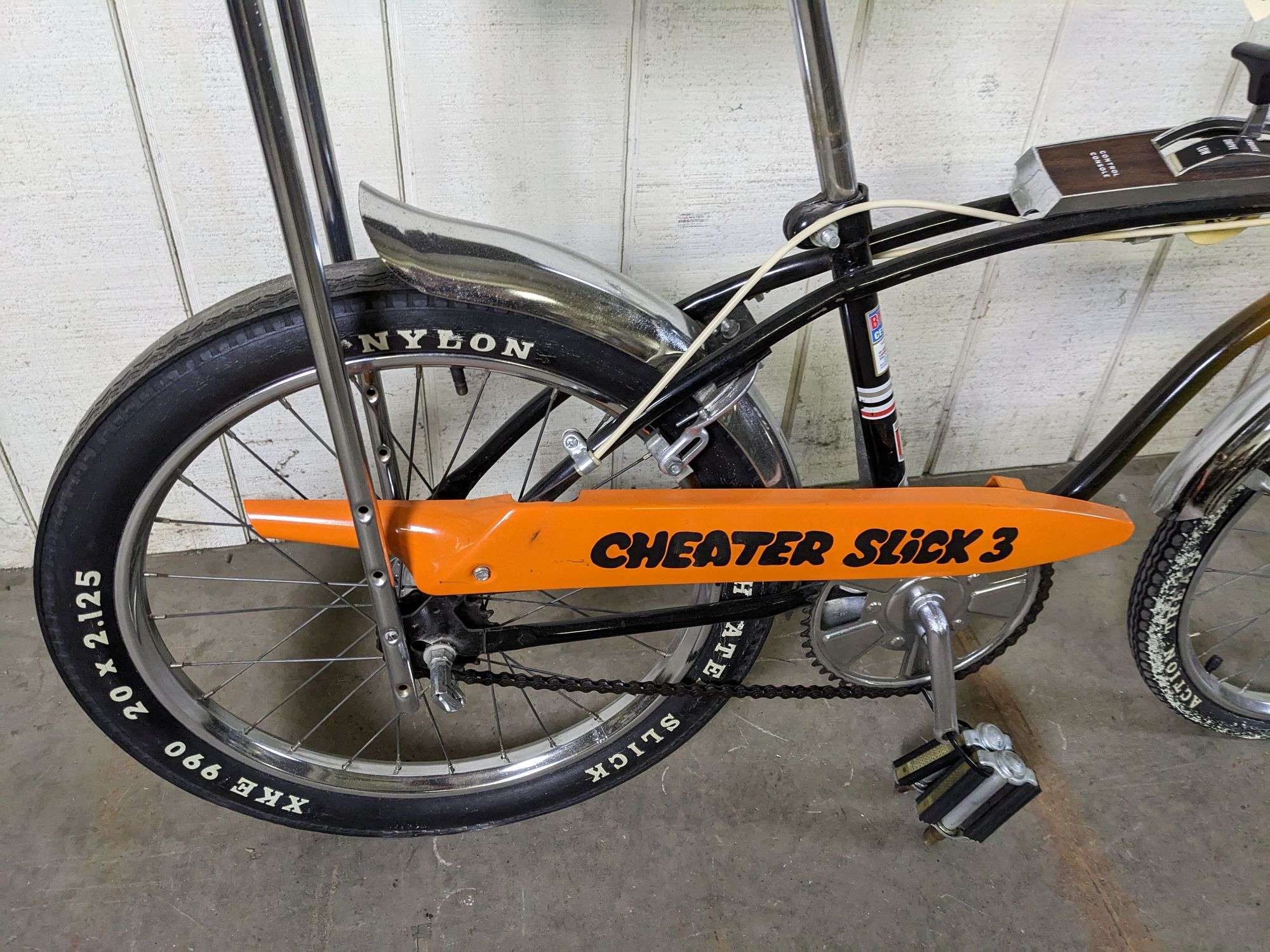 HUFFY CHEATER SLICK 3 THREE SPEED ORANGE-BLACK MUSCLE BIKE