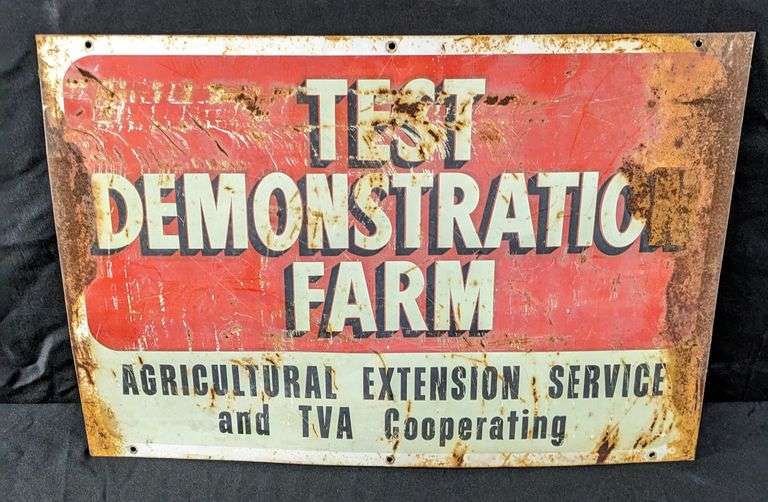 TIN SIGN TVA TENNESSEE VALLEY AUTHORITY DEMOSTRATION FARM 2 SIDED