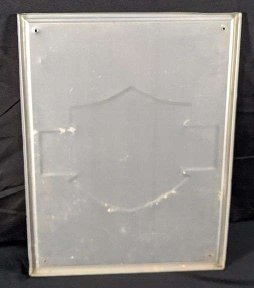 EMBOSSED SIGN INSIST ON GENUINE HARLEY DAVIDSON MOTORCYCLE PARTS & ACCESSORIES