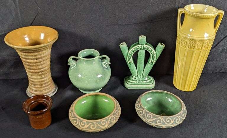7 PIECES ASSORTED RED WING ART POTTERY & STONEWARE MID CENTURY MODERN MCM