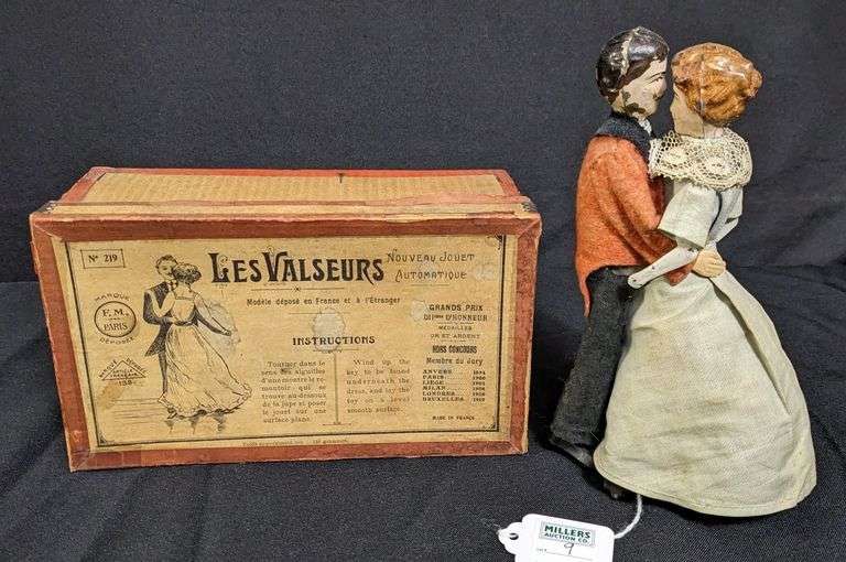 FERDINAND MARTIN TIN WIND UP TOY MAN & WOMAN DANCING