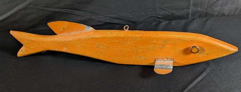 ENORMOUS VINTAGE FISH SPEARING DECOY 33" LONG