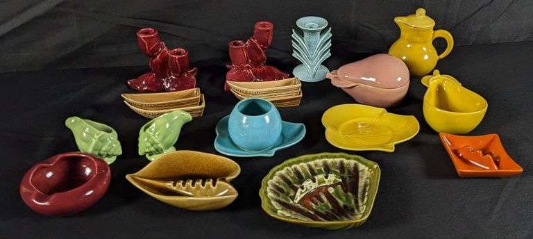 18 PIECES ASSORTED RED WING ART POTTERY MID CENTURY MODERN MCM