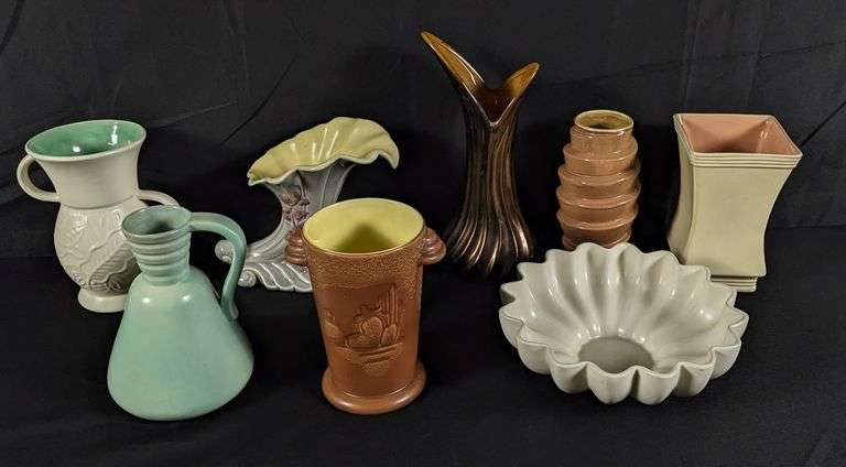 8 PIECES ASSORTED RED WING ART POTTERY MID CENTURY MODERN MCM