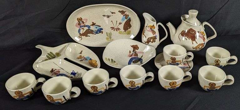 14 PCS RED WING POTTERY DINNERWARE ROUND UP MCM MID CENTURY MODERN