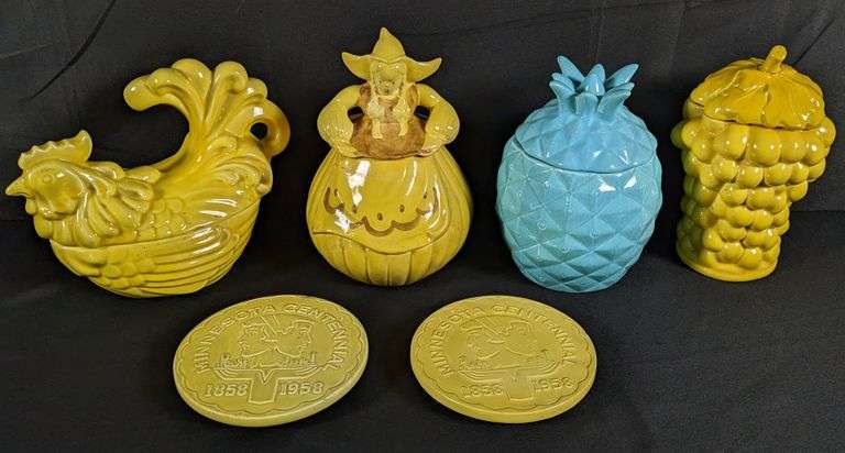 6 PIECES ASSORTED RED WING COOKIE JARS TRIVETS CASSEROLE MID CENTURY MODERN MCM