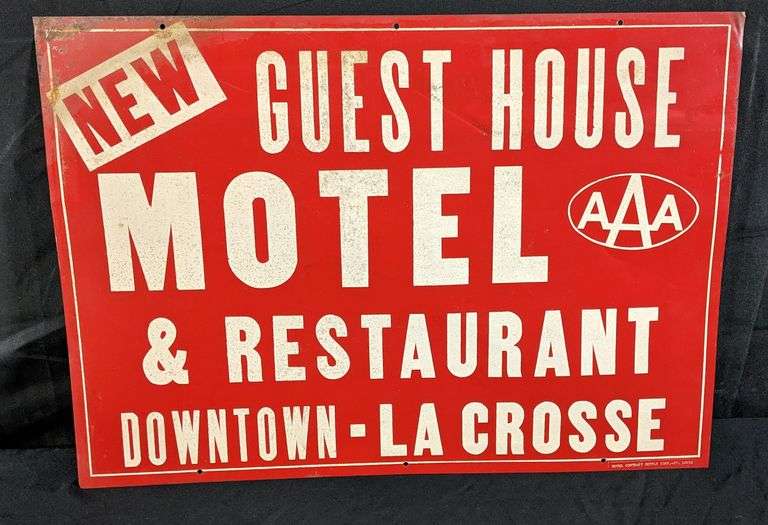 TIN SIGN NEW GUEST HOUSE MOTEL & RESTAURANT AAA DOWNTOWN LA CROSSE WISCONSIN