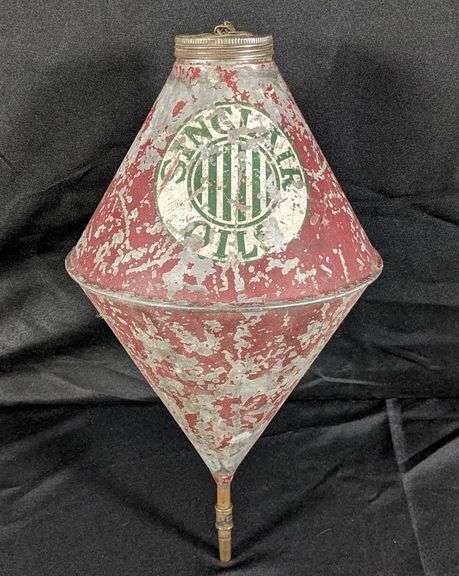 EARLY TIN SINCLAIR GAS STATION CAN (FIRE EXTINGUISHER?)16" TALL