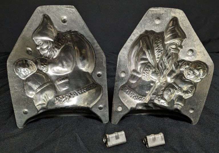ANTIQUE CHOCOLATE MOLD SANTA CLAUS HOLDING BUYS EAR "NAUGHTY" GERMANY