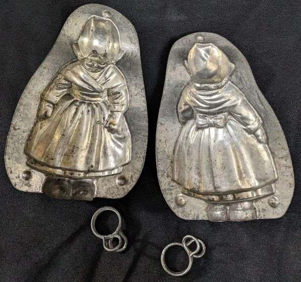 ANTIQUE CHOCOLATE MOLD DUTCH GIRL ANTON REICHE DRESDEN