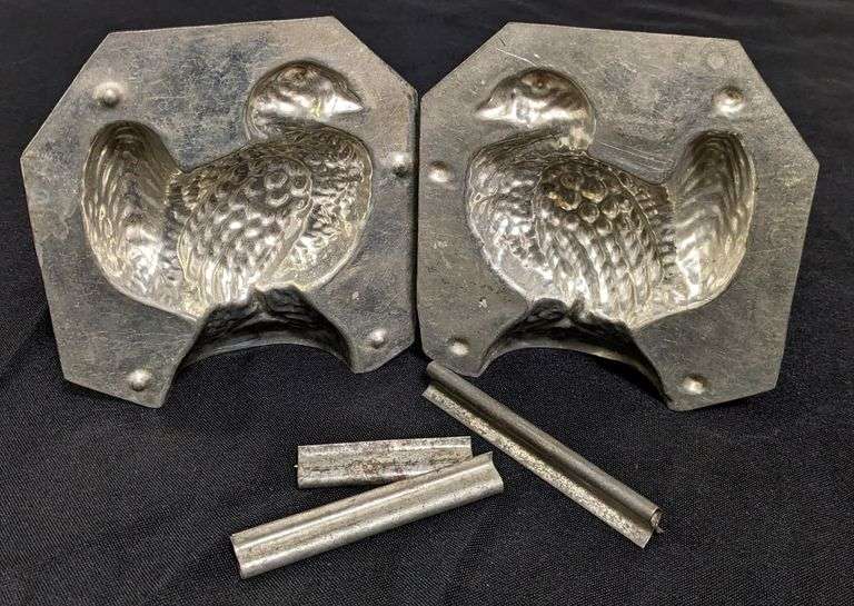 ANTIQUE CHOCOLATE MOLD HEN TURKEY THANKSGIVING