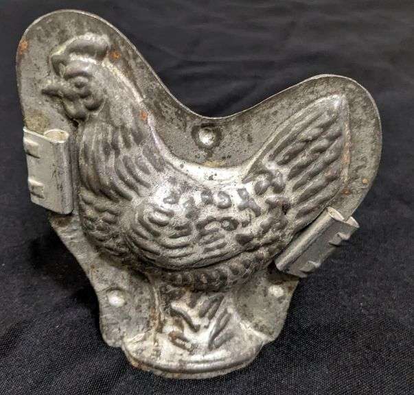 ANTIQUE CHOCOLATE MOLD HEN CHICKEN