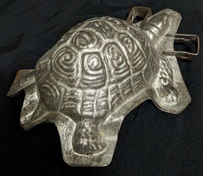 ANTIQUE CHOCOLATE MOLD SEA TURTLE TORTOISE