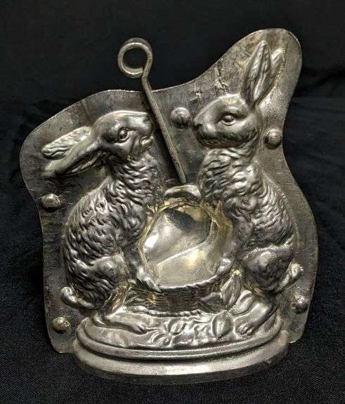 ANTIQUE CHOCOLATE MOLD DOUBLE EASTER BUNNY RABBITS