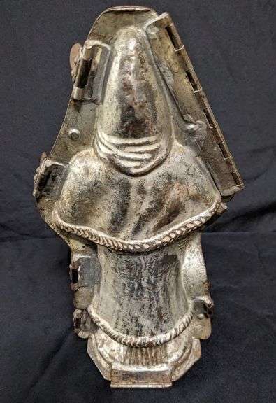 LARGE ANTIQUE CHOCOLATE MOLD SANTA CLAUS SAINT NICK CHRISTMAS
