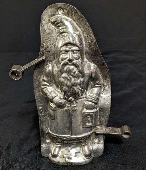 ANTIQUE CHOCOLATE MOLD SANTA CLAUS SAINT NICK