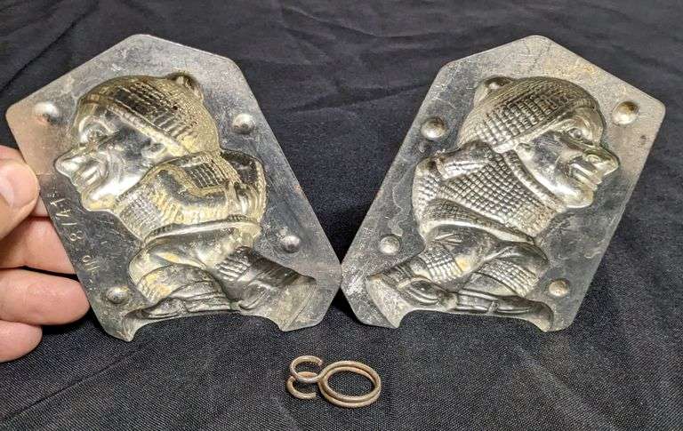 ANTIQUE CHOCOLATE MOLD MAN ICE SKATING B BRUNINGMEYER ENSCHEDE