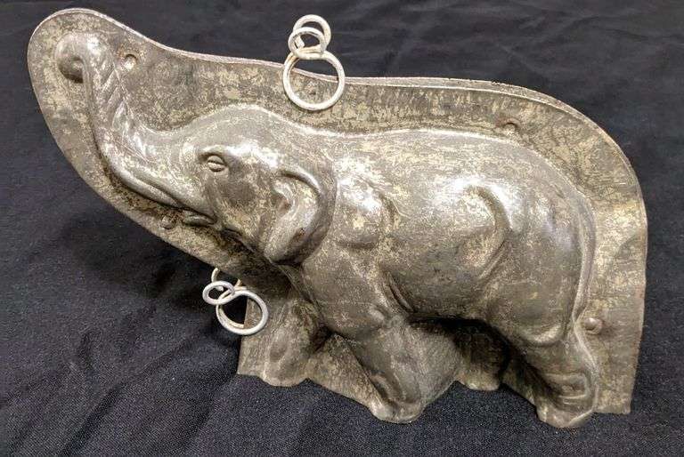 ANTIQUE CHOCOLATE MOLD ELEPHANT