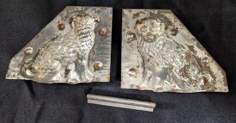 ANTIQUE CHOCOLATE MOLD SHAGGY DOG PUPPY