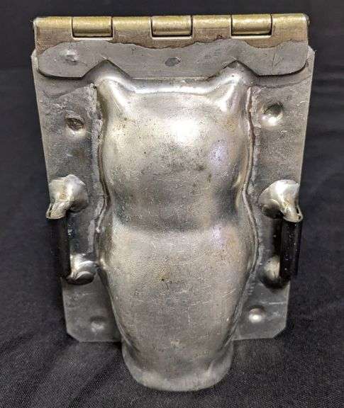 ANTIQUE CHOCOLATE MOLD OWL BIRD