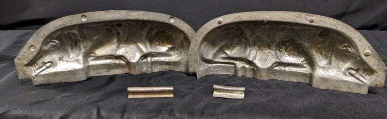 ANTIQUE CHOCOLATE MOLD SWINE PIG HOG