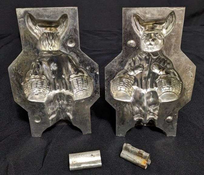ANTIQUE CHOCOLATE MOLD EASTER BUNNY RABBIT DELIVERY MAN